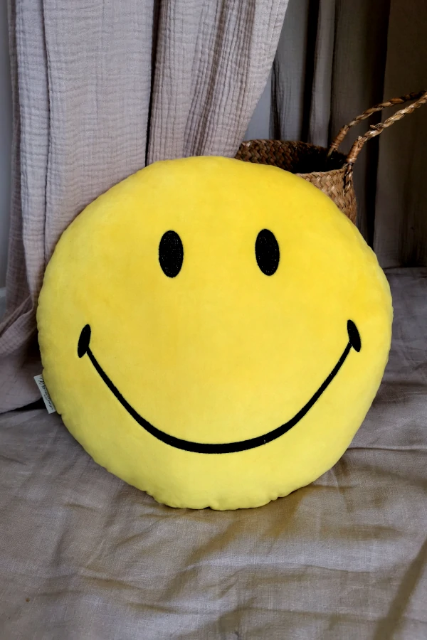Poduszka emoji z uśmiechem